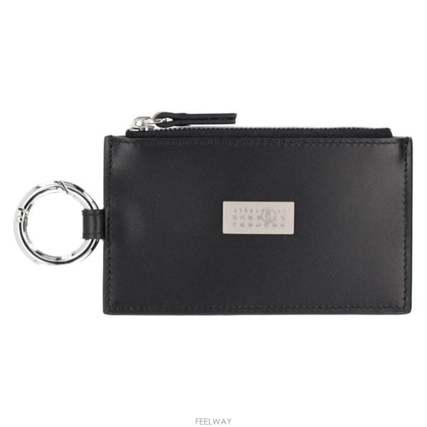 26 FW MM6 메종 마르지엘라 플레이트 지퍼 지갑 T8013 SA6UI0031P8873