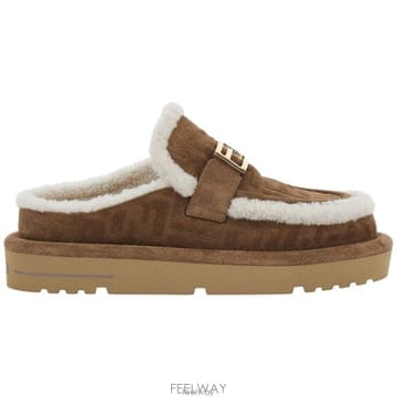 26 FW 펜디 로고 플라크 슬립온 샌들 F0C23 8R8777ASA1