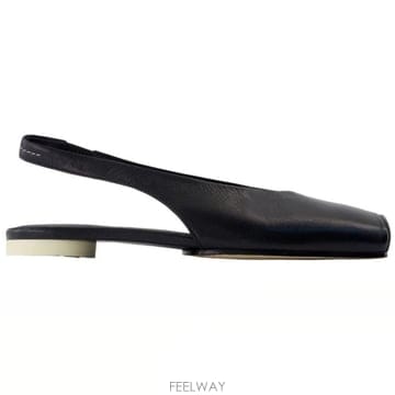 26 FW MM6 메종 마르지엘라 블랙 스퀘어 토 슬링백 플랫 S59WX0079P3628T8013
