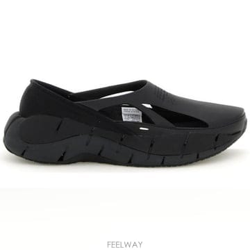 26 FW 메종 마르지엘라 X 리복 컷아웃 스니커즈 T8013 S58WS0205P4377