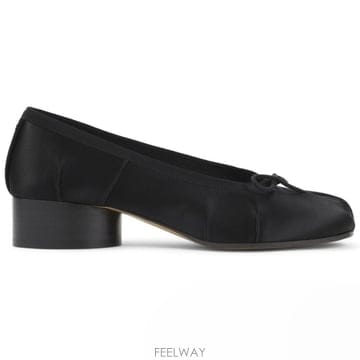 26 FW 메종 마르지엘라 타비 발레 플랫 슈즈 T8013 S58WZ0156P7551