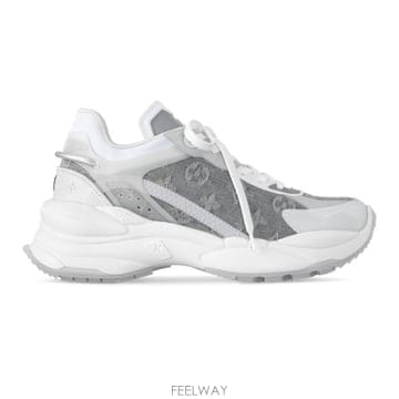 Louis Vuitton 26 FW ���̺��� Run �� 55 ���׷� ��Ƽ LV ��Ŭ �ΰ� ����Ŀ��26 FW ���̺��� Run �� 55 ���׷� ��Ƽ LV ��Ŭ �ΰ� ��