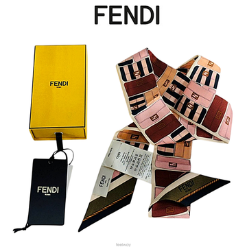 FENDI ���Ϲ߼� 26SS ��� ��Ƽ�� ���� ��ũ �浵 ��ī�� FXT011AEOEF0QD1 100%��ǰ���Ϲ߼� 26SS ��� ��Ƽ�� ���� ��ũ �浵 ��ī�� FXT011