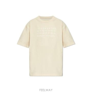 26 FW 메종 마르지엘라 넘버즈 모티브 프린트 크루넥 티셔츠 104 S50GC0716S24567