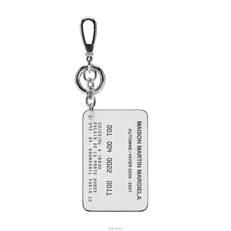 Maison Margiela 26SS �������������� ��Ƽġ ī��Ȧ�� Ű�� SA1VL0053 P8831 T810226SS �������������� ��Ƽġ ī��Ȧ�� Ű�� SA1VL0053 P88