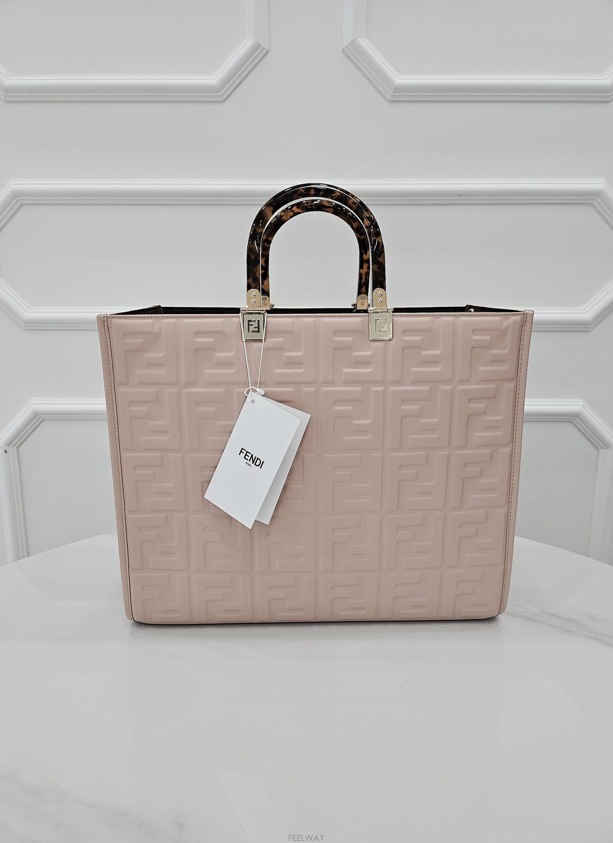 FENDI [�̴ٽ�] ��� �ǻ��� �̵� ���۹� 8BH386 ����ǰ[�̴ٽ�] ��� �ǻ��� �̵� ���۹� 8BH386 ����ǰ