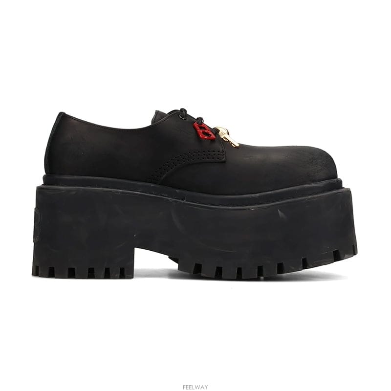 Balenciaga 26SS �߷��þư� ��Ʈ����ũ ���� �÷��� ���� 820930 WCDA3 108026SS �߷��þư� ��Ʈ����ũ ���� �÷��� ���� 820930 WCD