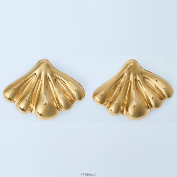 26 FW 끌로에 Mirror Shell 쉘 모티프 미러 디테일 이어링 CH26AJE09CB79DXTU