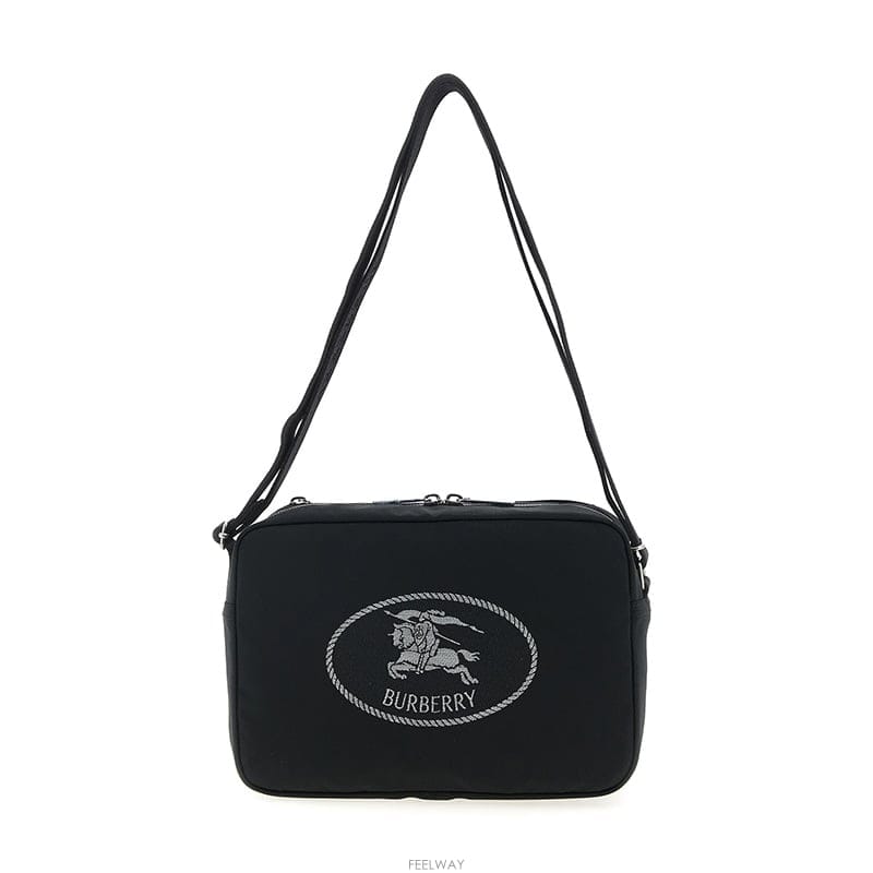 Burberry ������ ��ũ�� ũ�ν��� 8111388������ ��ũ�� ũ�ν��� 8111388