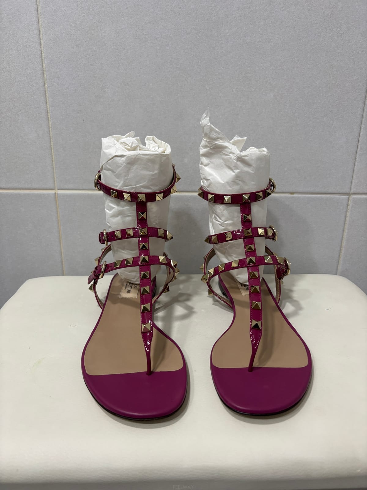 Valentino ��ǰ)�߷�Ƽ�� �����͵� �ø��ö���ǰ)�߷�Ƽ�� �����͵� �ø��ö�