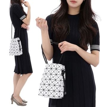 구템즈 26SS 이세이미야케 바오바오 W링 버킷백 BB66 AG531 01