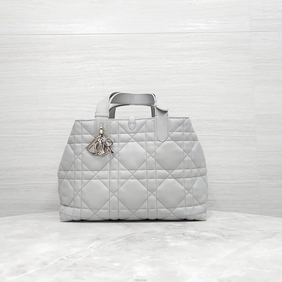 DIOR [������] ��� ������ �̵���� �׷��� M2821PSHJ[������] ��� ������ �̵���� �׷��� M2821PSHJ