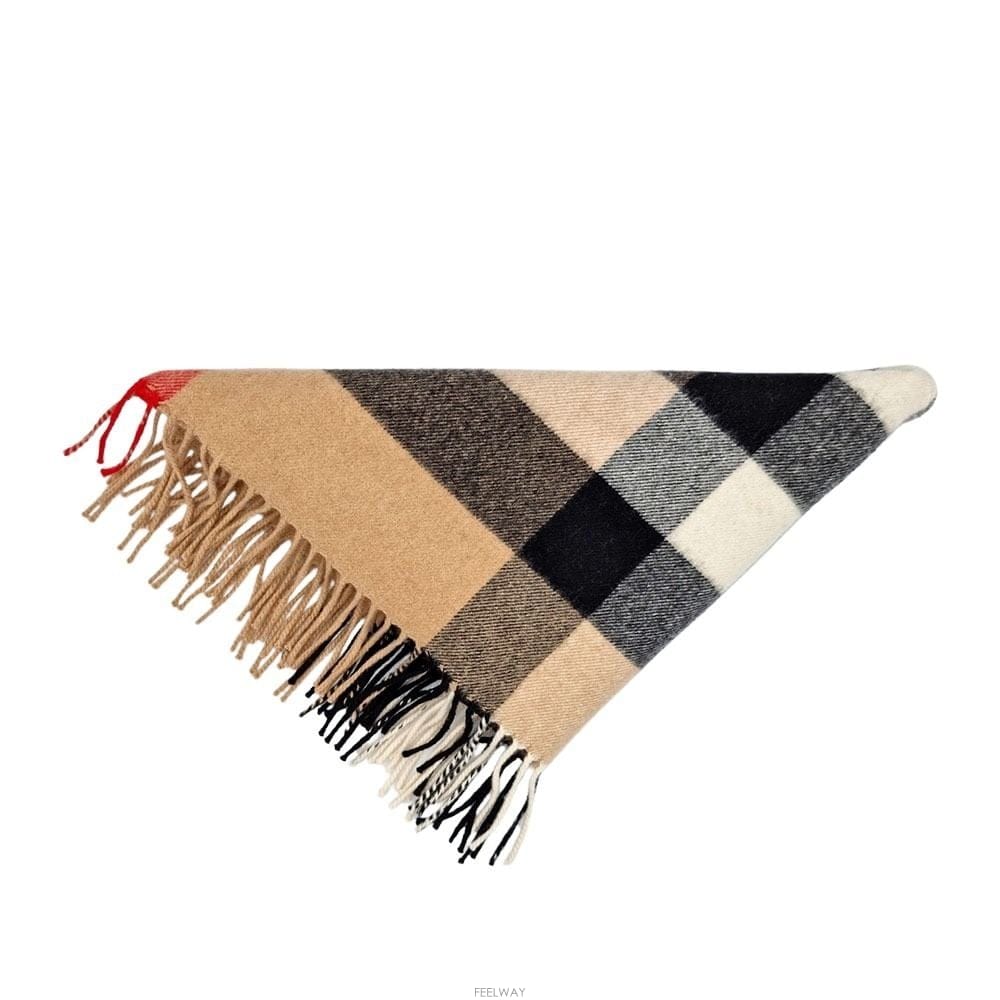 Burberry ������ Ʈ���̾ޱ� ĳ�ù̾� ��ī�������� Ʈ���̾ޱ� ĳ�ù̾� ��ī��