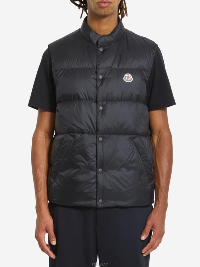 Moncler 26FW ��Ŭ���� ��ġ�ΰ� Tuquerouye �����е����� [M] L2091 1A00028 597YF 99926FW ��Ŭ���� ��ġ�ΰ� Tuquerouye �����е����� [M] L20