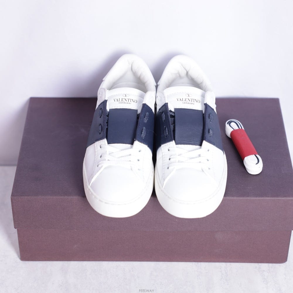 Valentino �߷�Ƽ�� ������� ����Ŀ�� ���̺�߷�Ƽ�� ������� ����Ŀ�� ���̺�