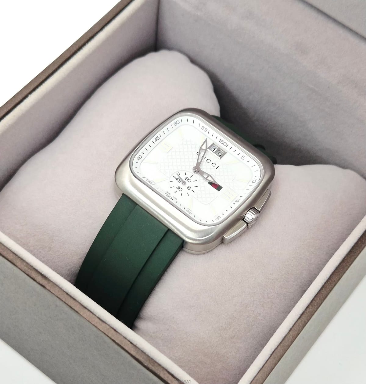 GUCCI ���� ���� ���� ũ�γ� �ð� YA131303���� ���� ���� ũ�γ� �ð� YA131303