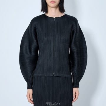 플리츠플리즈 이세이 미야케 먼슬리 집업 자켓 블랙