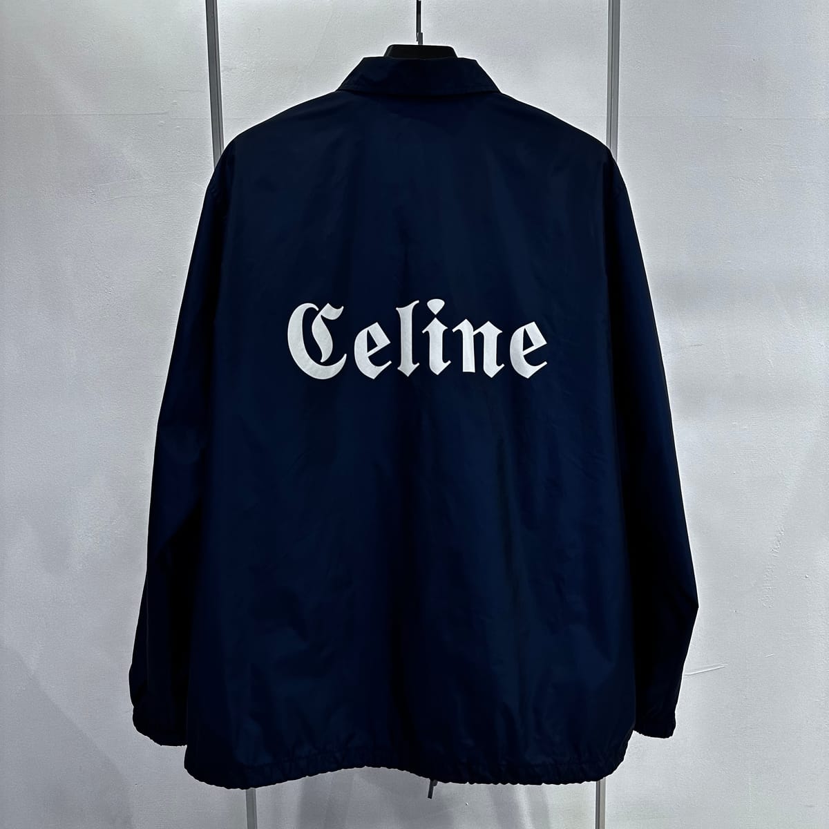 CELINE ������ ��ΰ� ���Ϸ� �ٶ����� ���̺� / 52������ ��ΰ� ���Ϸ� �ٶ����� ���̺� / 52