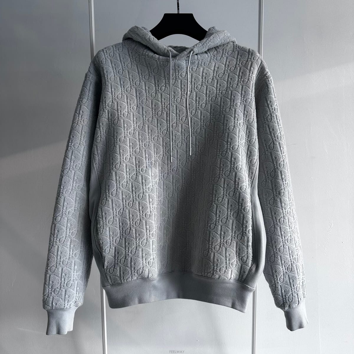 DIOR ��� ������ũ �ĵ�Ƽ ��ī�̺��� / L��� ������ũ �ĵ�Ƽ ��ī�̺��� / L