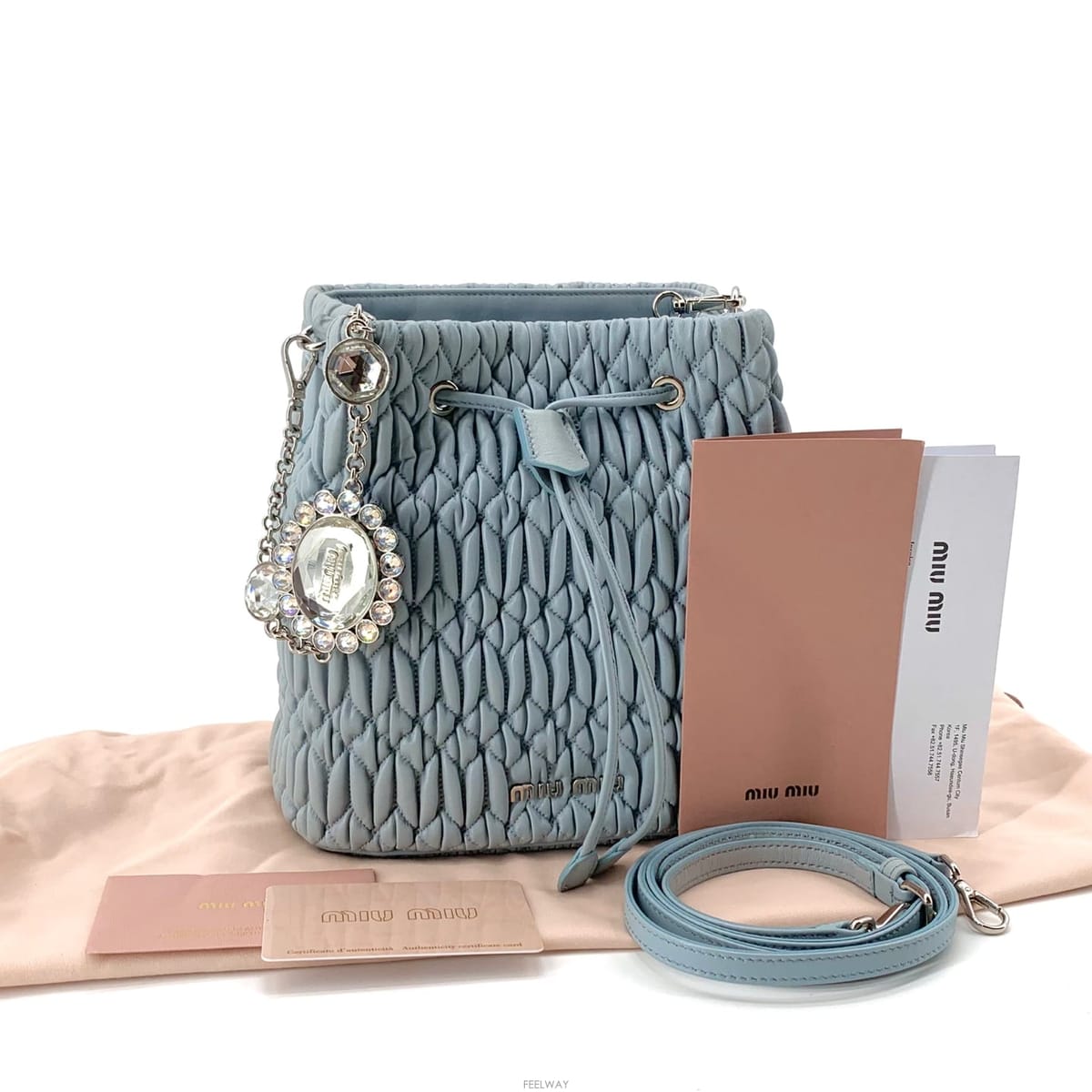 Miu Miu �߹�ȭ�����š� �̿�̿� ���׶�� ũ����Ż ü�� ��Ŷ�� ����� 5be050��ȭ������ �̿�̿� ���׶�� ũ����Ż ü�� ��Ŷ�� ���