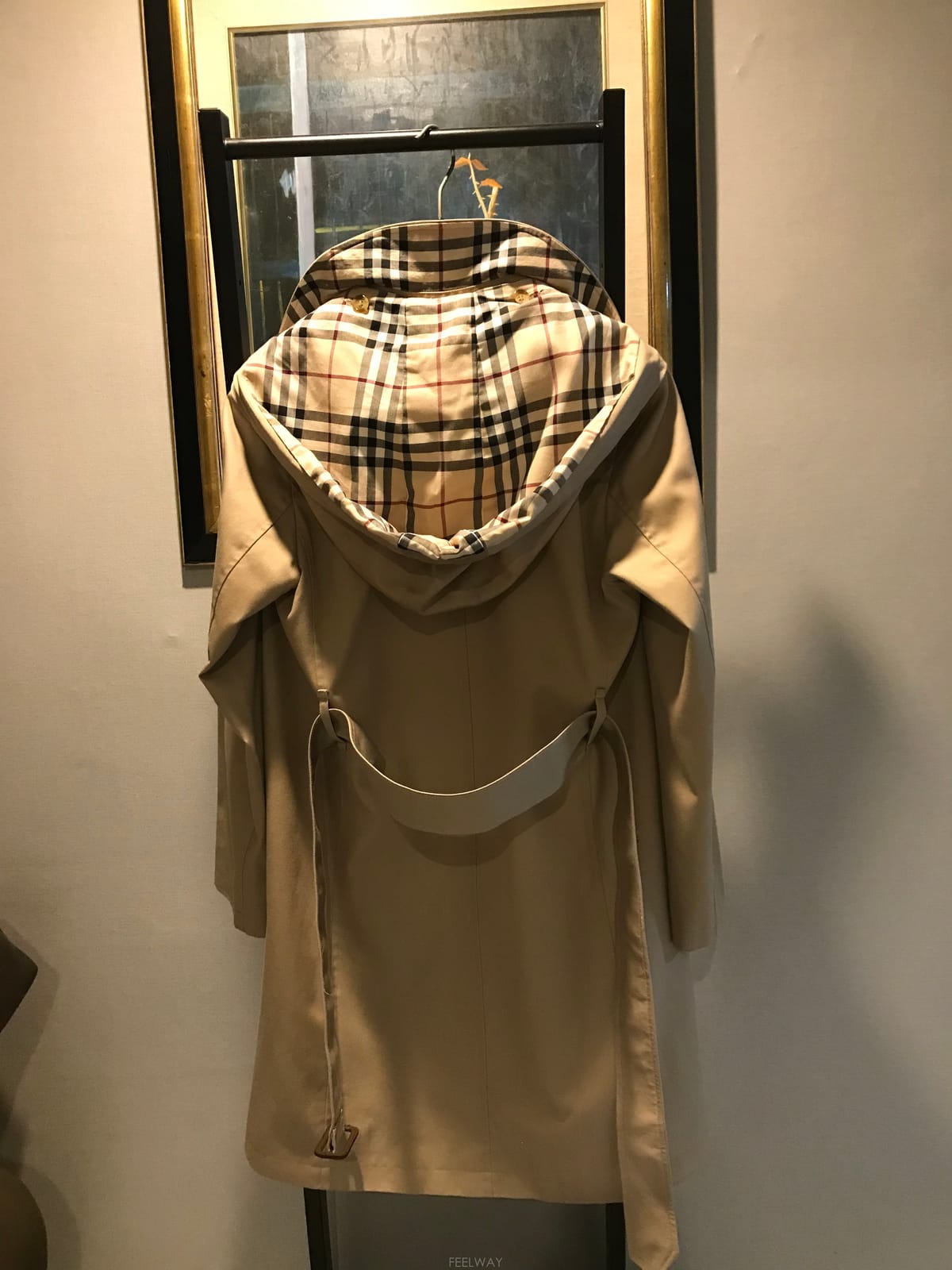 Burberry �ĵ�Ż���� ��Ƽ����Ʈ�ĵ�Ż���� ��Ƽ����Ʈ