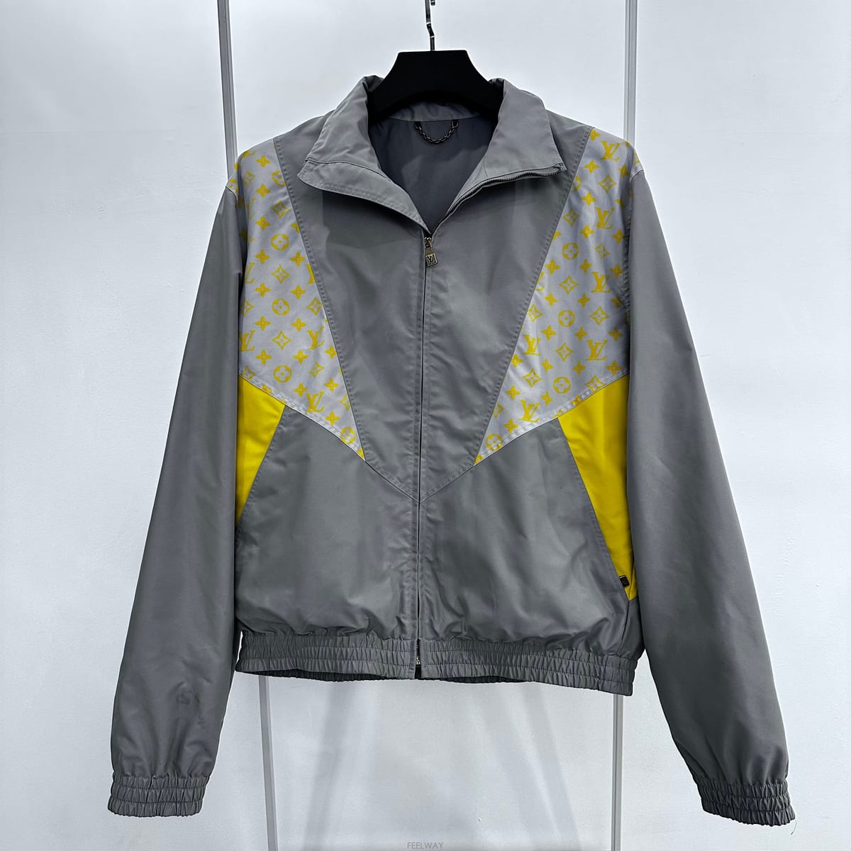 Louis Vuitton ���̺��� 26fw ���׷� ����극��Ŀ ���� / 52���̺��� 26fw ���׷� ����극��Ŀ ���� / 52