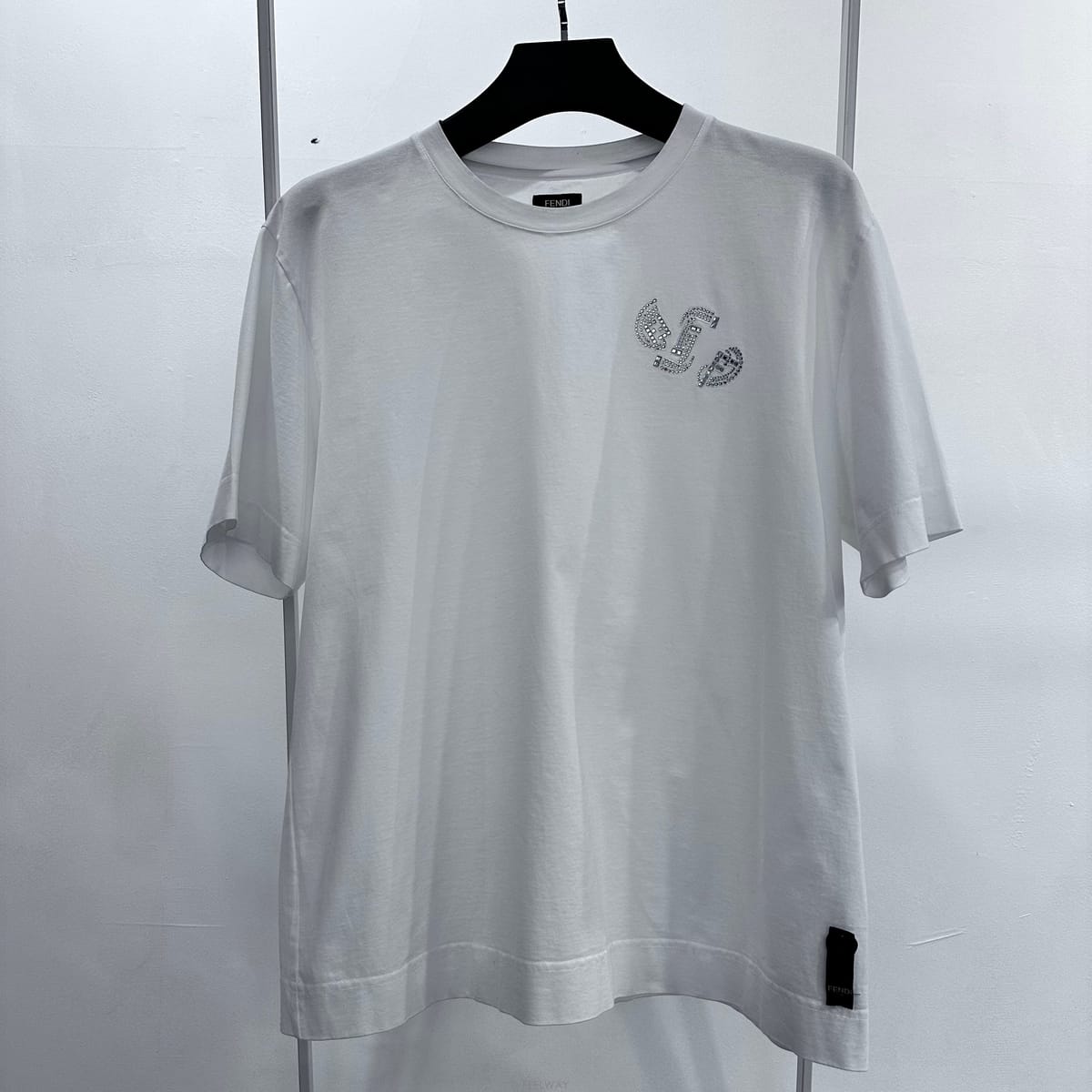 FENDI ��� ũ����Ż �ΰ� ���� / XL��� ũ����Ż �ΰ� ���� / XL