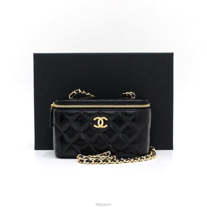 CHANEL 블랙 샤이니 카프스킨 베니티 금장CC