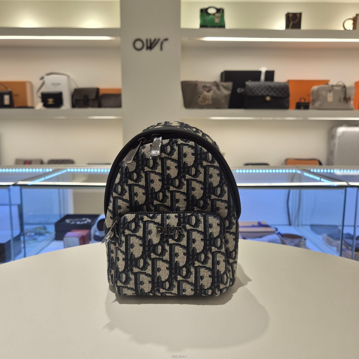 DIOR ��� ������ũ ��ī�� ���̺��� �̴� ���̴� ������ ������ ������ũ ��ī�� ���̺��� �̴� ���̴� ������ ��