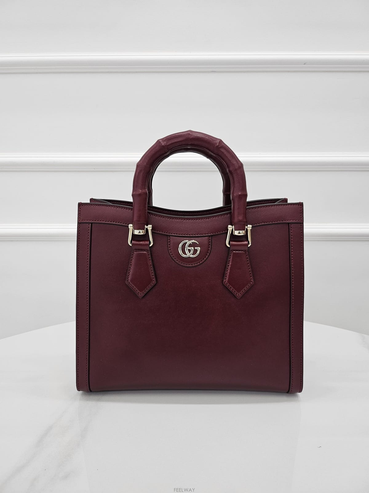 GUCCI [�̴ٽ�] ���� ���ֳ̾� �̵�� ��Ʈ ���ڶ� ���� 832982 ����ǰ[�̴ٽ�] ���� ���ֳ̾� �̵�� ��Ʈ ���ڶ� ���� 832982 