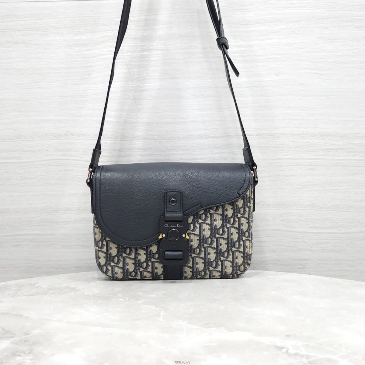 DIOR [������] ��� ������ũ ���� ���� �÷� �޽����� 1ADPO049YKS[������] ��� ������ũ ���� ���� �÷� �޽����� 1ADPO04