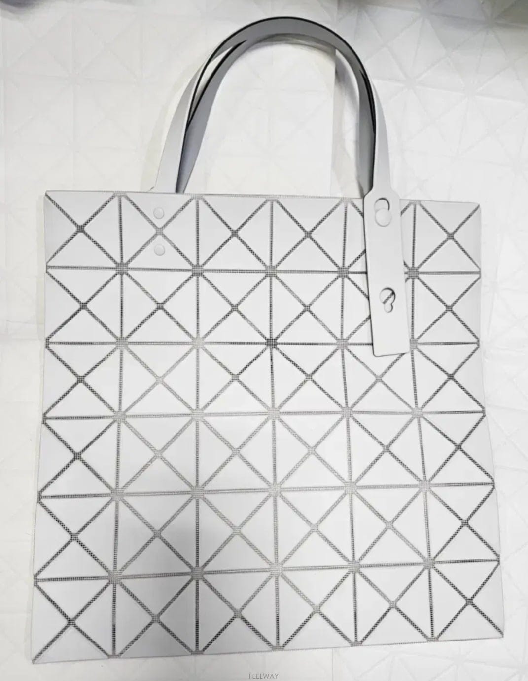 Issey Miyake *25�� ��������*�̼��̹̾��� �ٿ��ٿ� �缾Ʈ ���� ����*25�� ��������*�̼��̹̾��� �ٿ��ٿ� �缾Ʈ ���� ���