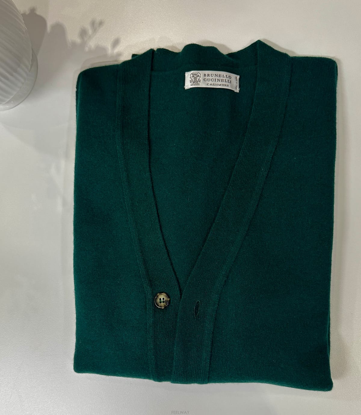Brunello Cucinelli ���ڷ� ��ġ�ڸ� �׸� ĳ�ù̾�100 ����� ��Ʈ���ڷ� ��ġ�ڸ� �׸� ĳ�ù̾�100 ����� ��Ʈ