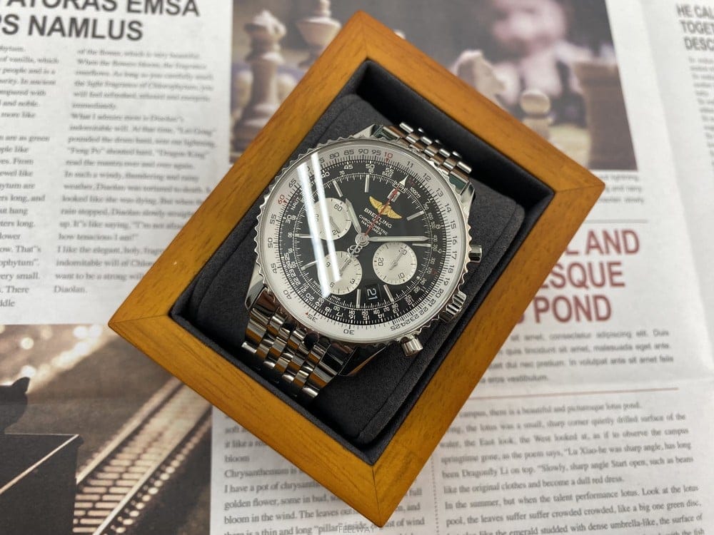Breitling [����߰���ǰ������] �����Ʋ�� �׺�Ÿ�̸�43 B01 Ȳ�ݵ����� ���� �꽽[����߰���ǰ������] �����Ʋ�� �׺�Ÿ�̸�43 B01 Ȳ��