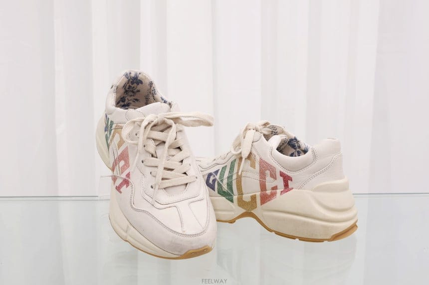 GUCCI ���� ������ �۸��� ���� ����Ŀ�� �ȭ 524990���� ������ �۸��� ���� ����Ŀ�� �ȭ 524990