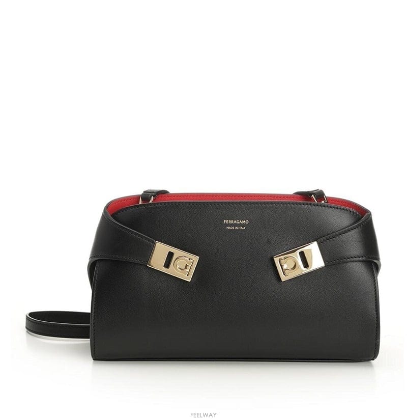 Ferragamo [�񿣺��ǰ��] FERRAGAMO ��󰡸� ���� ��� �̴� ũ�ν���[�񿣺��ǰ��] FERRAGAMO ��󰡸� ���� ��� �̴� ũ��