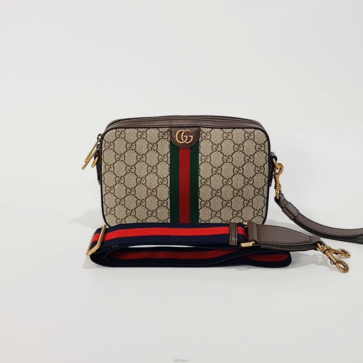 GUCCI ���� ���ǵ�� GG ������ ĵ���� ũ�ν��� 699439���� ���ǵ�� GG ������ ĵ���� ũ�ν��� 699439