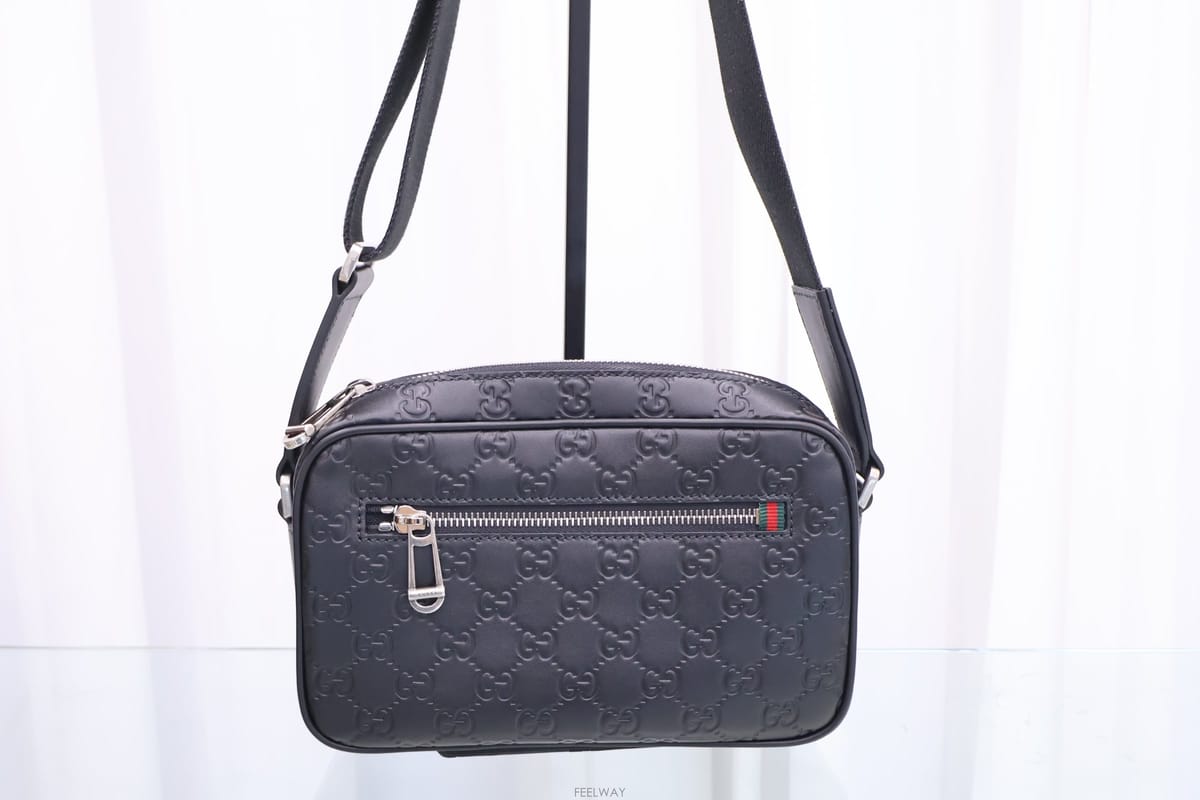 GUCCI ���� GG ������ ���� ���� ũ�ν� �ٵ�� 850242 ��ȭ�����ű��� GG ������ ���� ���� ũ�ν� �ٵ�� 850242 ��ȭ����