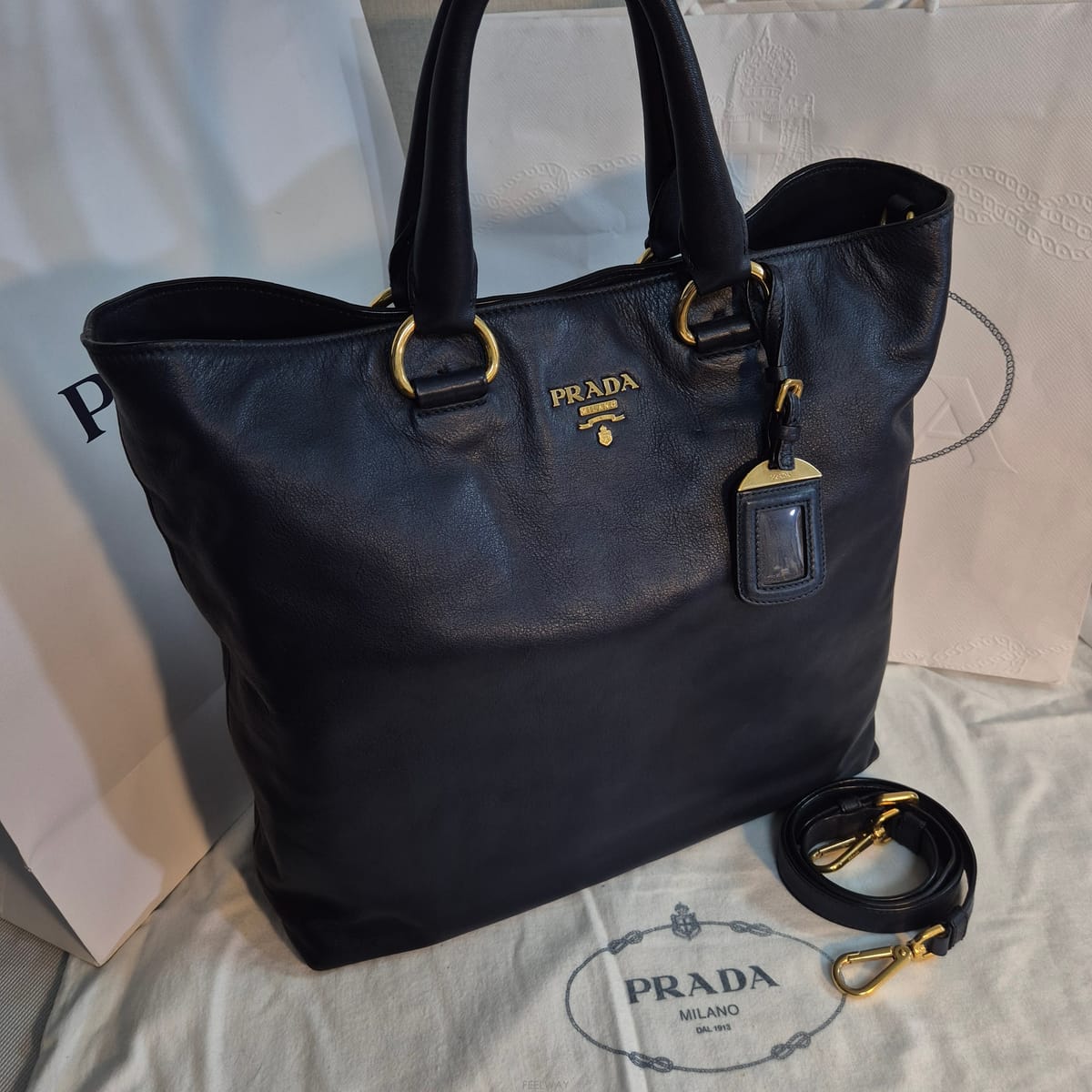 PRADA ����� ���� ��Ʈ�� ���������� ���� ��Ʈ�� �����