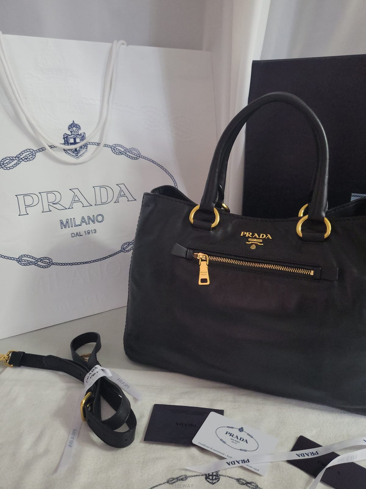 PRADA ����� ī����Ų ��Ʈ �� ũ�ν�������� ī����Ų ��Ʈ �� ũ�ν���