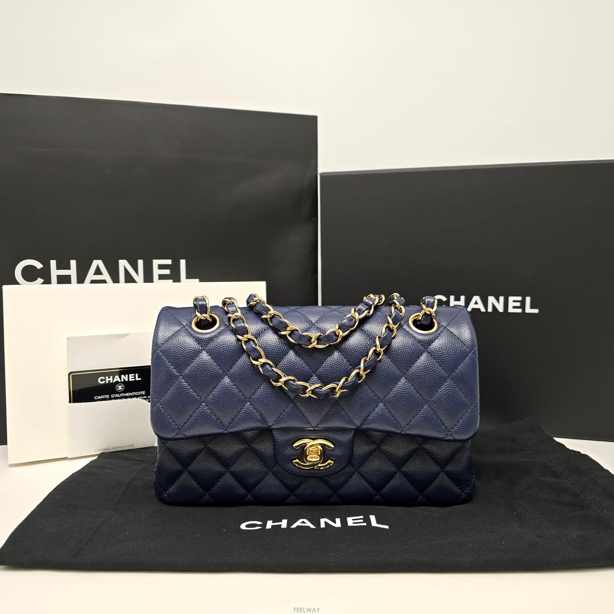 CHANEL ���� Ŭ���� ���� A01113 ���̺��÷� & ������� Ŭ���� ���� A01113 ���̺��÷� & ����