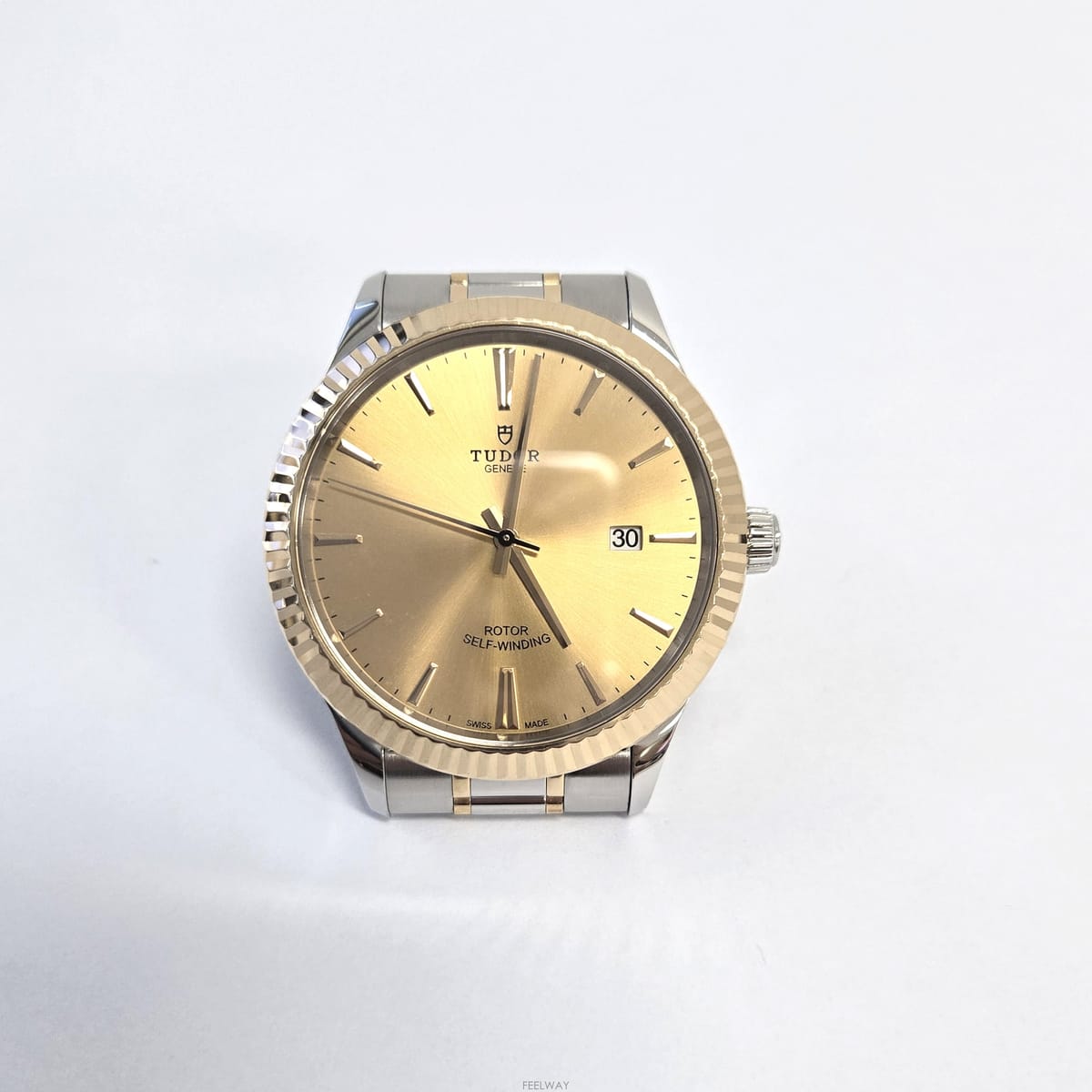 TUDOR Ʃ�� ��Ÿ�� 18K ��� �޺� 41mm �����ƽ ����Ʈ ���� �ð� M12173Ʃ�� ��Ÿ�� 18K ��� �޺� 41mm �����ƽ ����Ʈ ���� ��