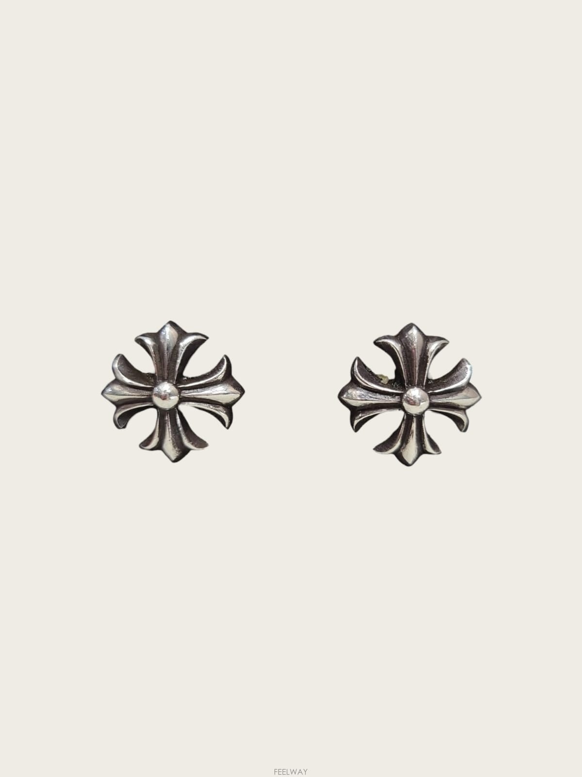 Chrome Hearts [�߰���ǰ/���̽���] ũ������ ũ������ �ǹ� CH �÷��� �̾ �ѽ�[�߰���ǰ/���̽���] ũ������ ũ������ �ǹ� CH �÷��� 