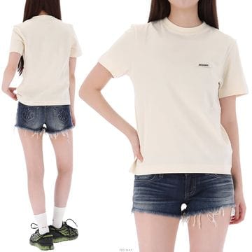 Jacquemus ������ 26SS ��ũ���� �ΰ� ���� Ƽ���� TSW00550AJ00029 131������ 26SS ��ũ���� �ΰ� ���� Ƽ���� TSW00550AJ00029 