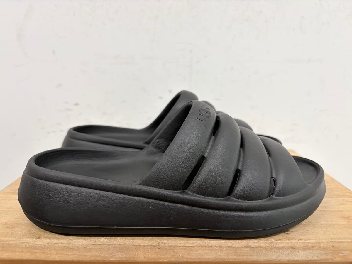 UGG ��� ���� ������ 230��� ���� ������ 230