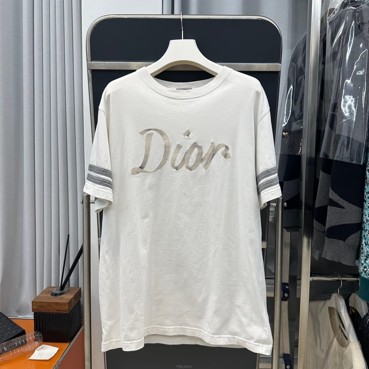 DIOR [�Ż�]��� �缱 ������ ��ΰ� ȭ��Ʈ Ƽ���� L[�Ż�]��� �缱 ������ ��ΰ� ȭ��Ʈ Ƽ���� L