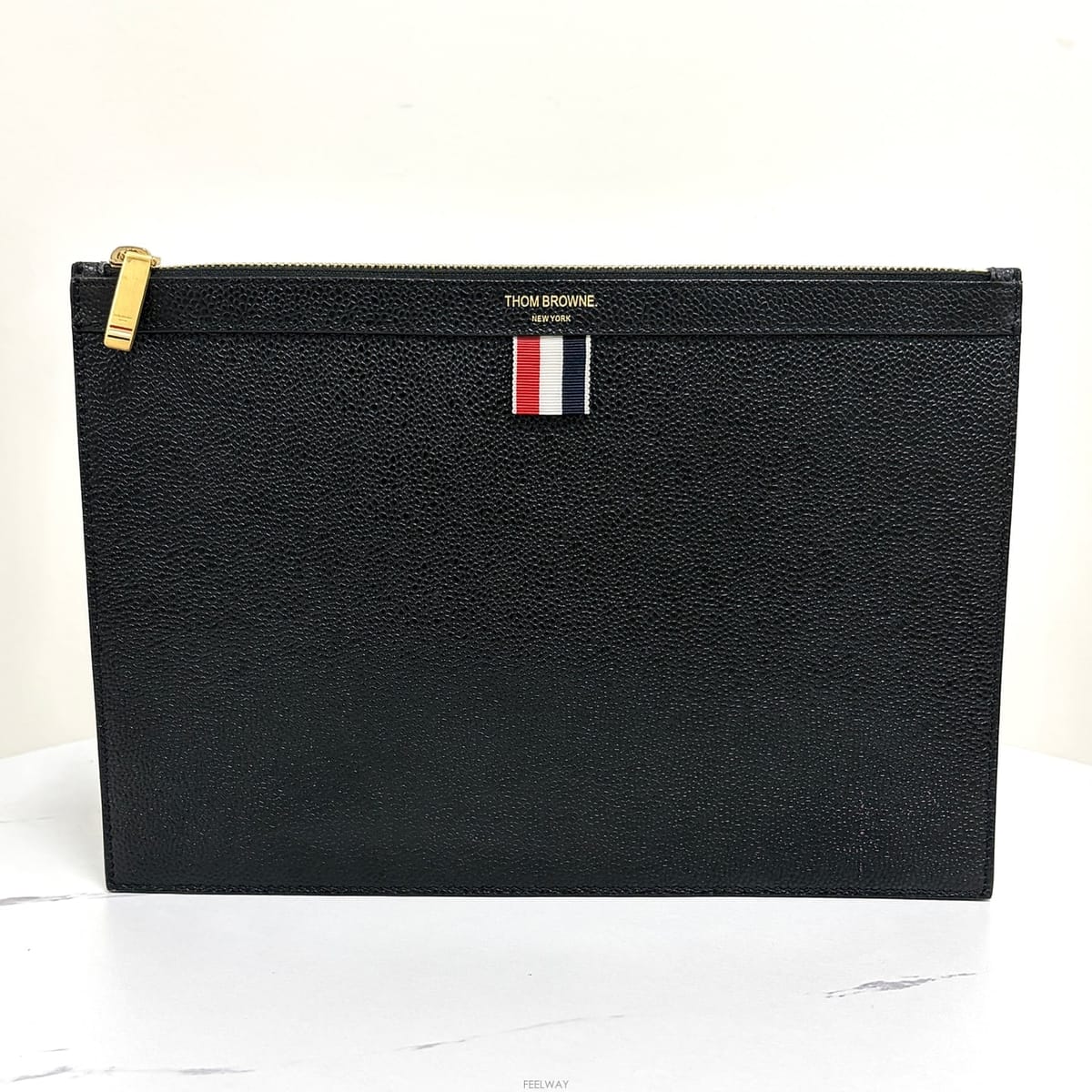 Thom Browne ����� �Ｑ Ŭ��ġ�� ���� ���� (MAC019L)����� �Ｑ Ŭ��ġ�� ���� ���� (MAC019L)