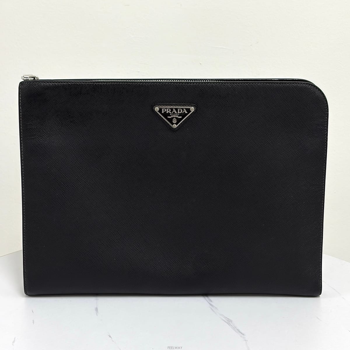 PRADA ����� ���ǾƳ� �ﰢ�ΰ� Ŭ��ġ�� ���� (2VN003)����� ���ǾƳ� �ﰢ�ΰ� Ŭ��ġ�� ���� (2VN003)