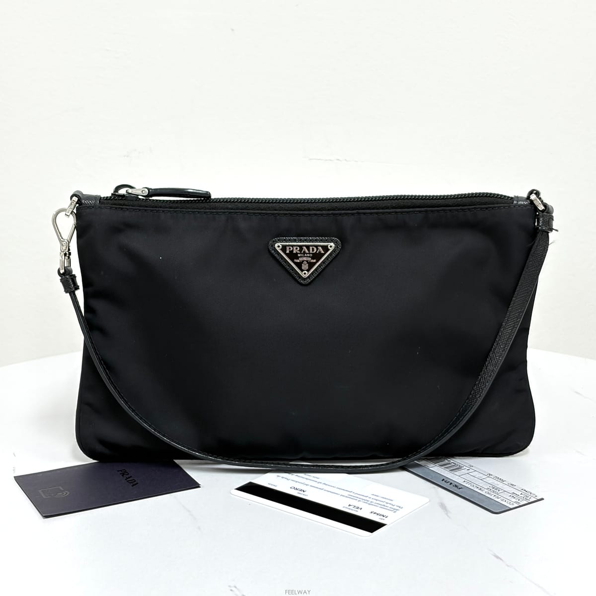 PRADA ����� �ﰢ�ΰ� ���Ϸ� ���� �̴� ����� ���� (1NI545)����� �ﰢ�ΰ� ���Ϸ� ���� �̴� ����� ���� (1NI545)