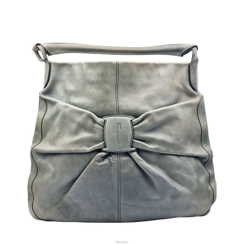 Ferragamo �䷹���� ��ġ�� ���� ������䷹���� ��ġ�� ���� �����